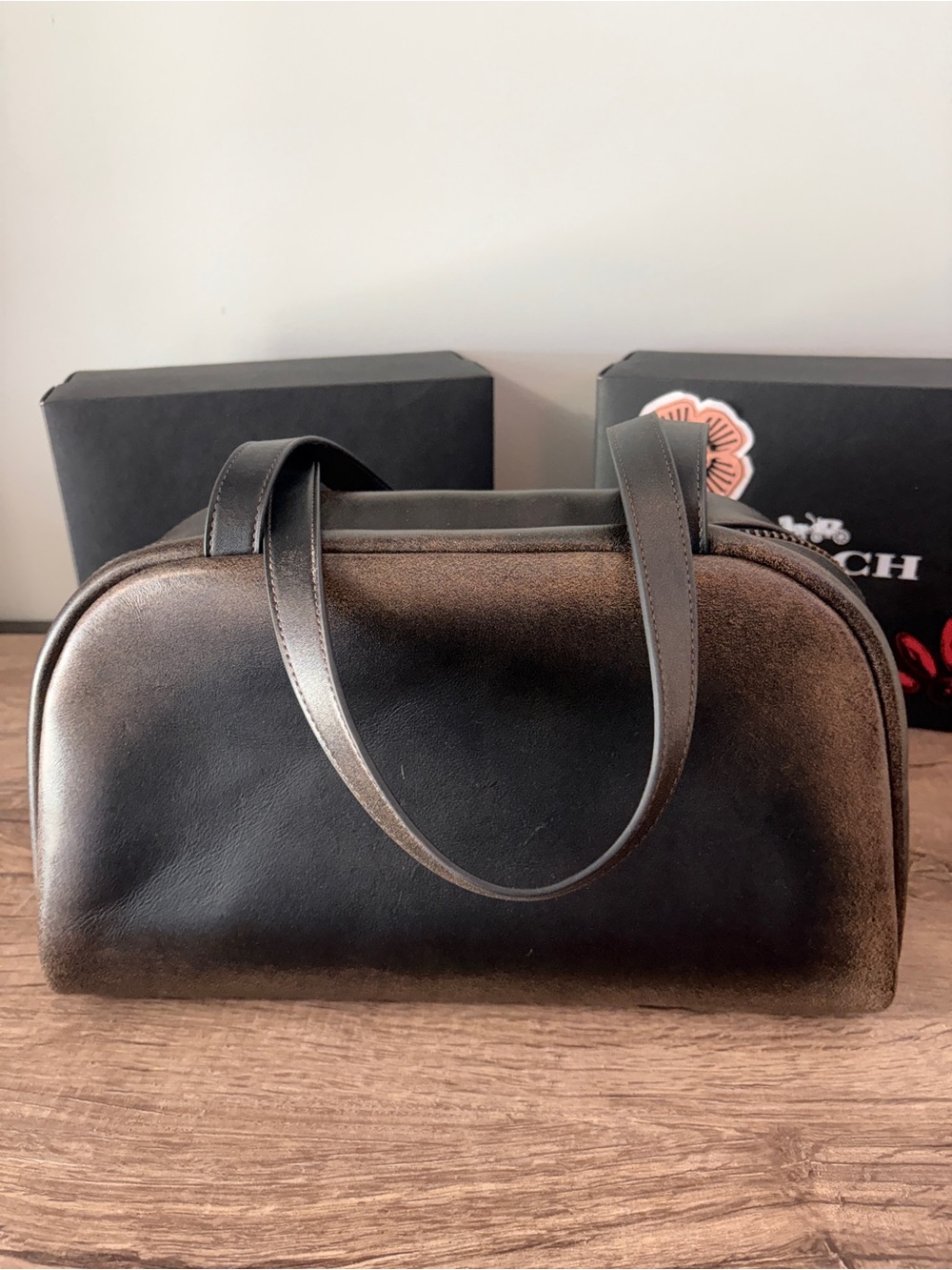 Coach Loved Leather Large Twin Turnlock Limited Re-Edition - Picture 2 of 10